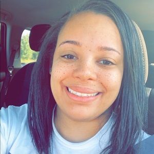 Meet your Posher, Camille